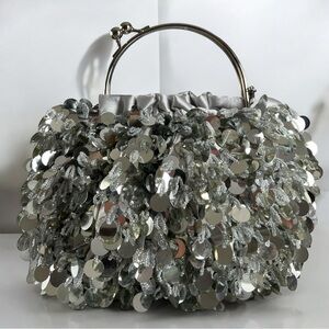Silver Sequin & Beaded Clutch With Chain Silver Accent Hardware Like New